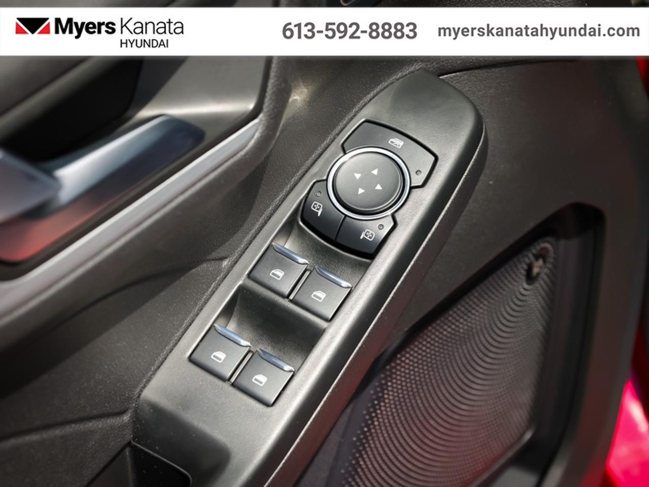 2024 Ford Escape PHEV  - Hybrid -  Navigation Photo