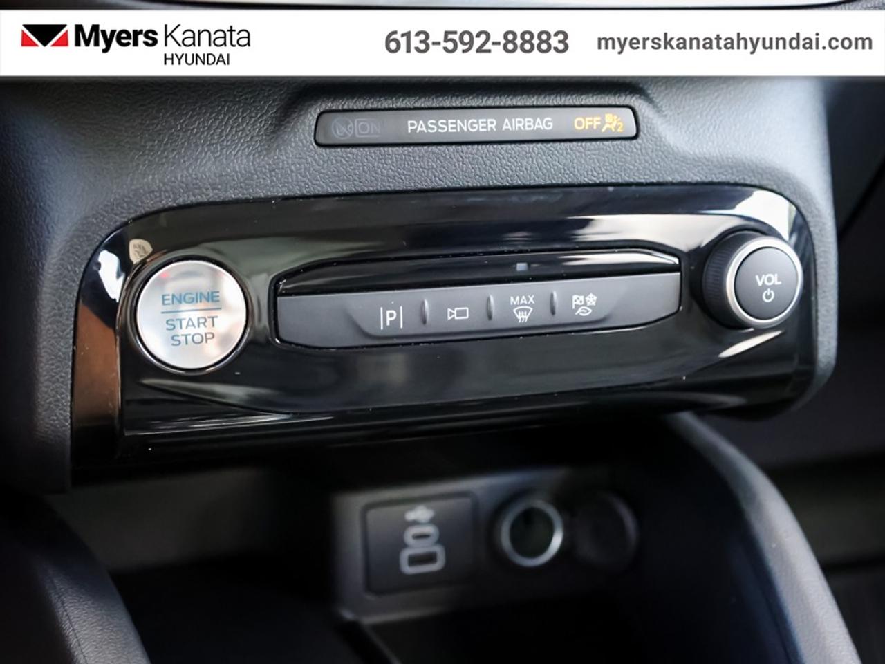 2024 Ford Escape PHEV  - Hybrid -  Navigation Photo