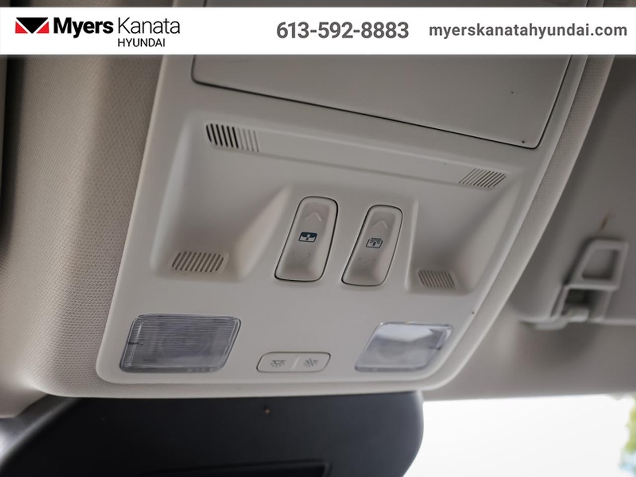 2024 Ford Escape PHEV  - Hybrid -  Navigation Photo