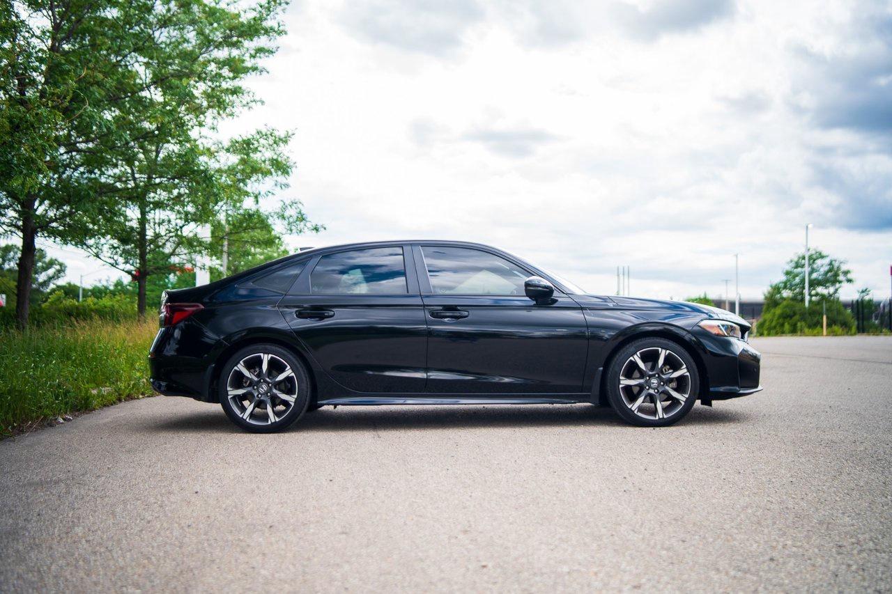 2025 Honda Civic Hybrid Sport Touring Photo