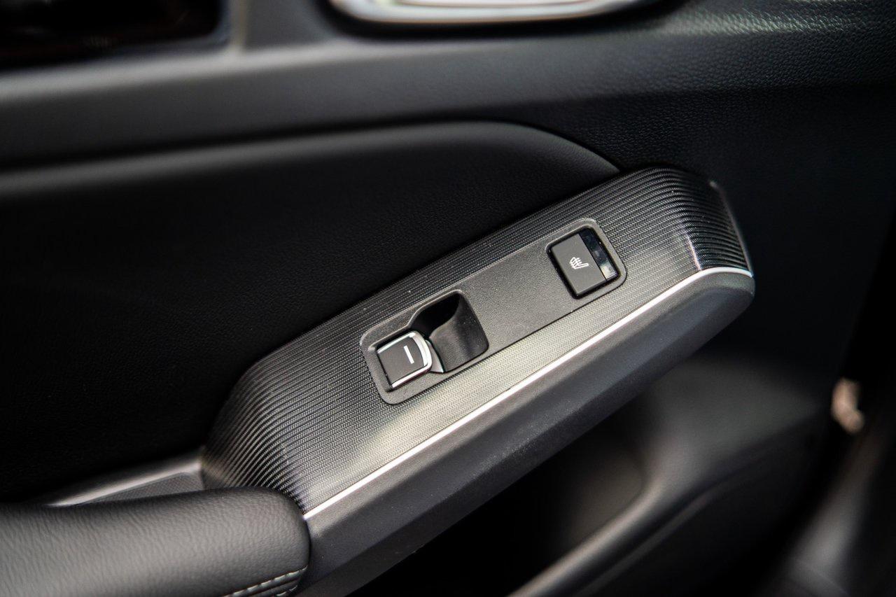 2025 Honda Civic Hybrid Sport Touring Photo