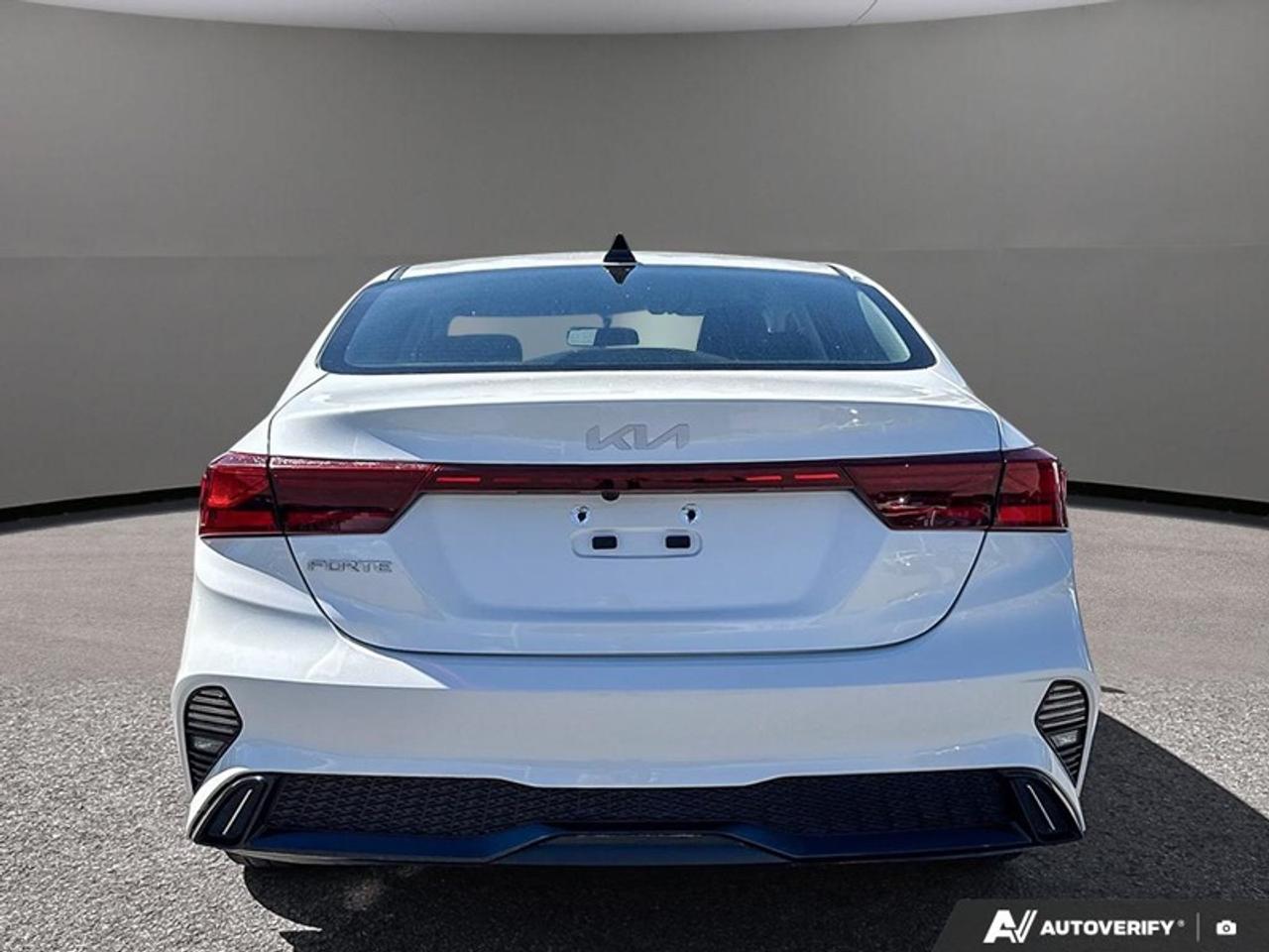 2022 Kia Forte IVT Photo