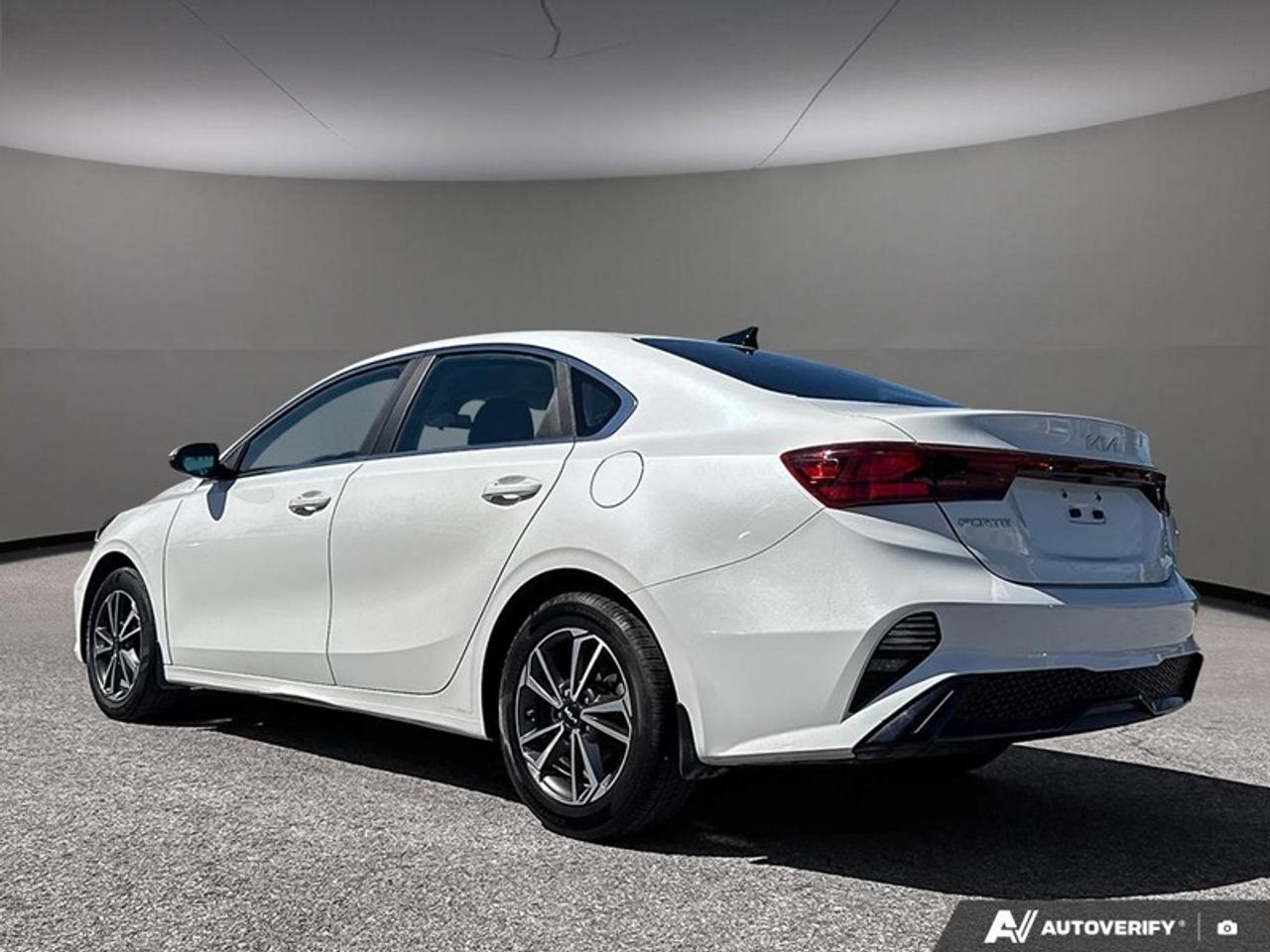 2022 Kia Forte IVT Photo