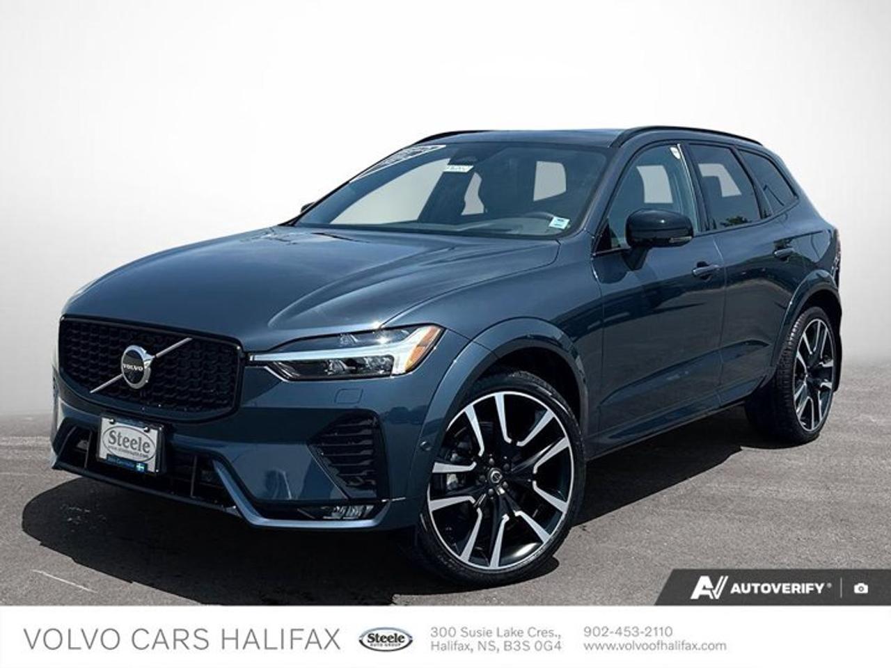 Small SUV 4WD, B5 AWD Ultra Dark Theme, 8-Speed Automatic w/OD, Intercooled Turbo Gas/Electric I-4 2.0 L/120