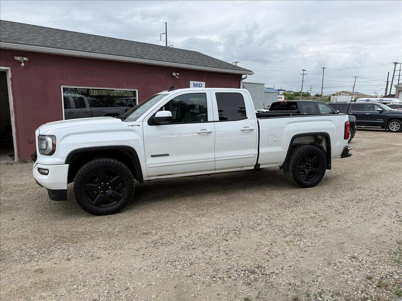 Used 2019 GMC Sierra 1500 Double Cab 4WD for sale in Saskatoon, SK