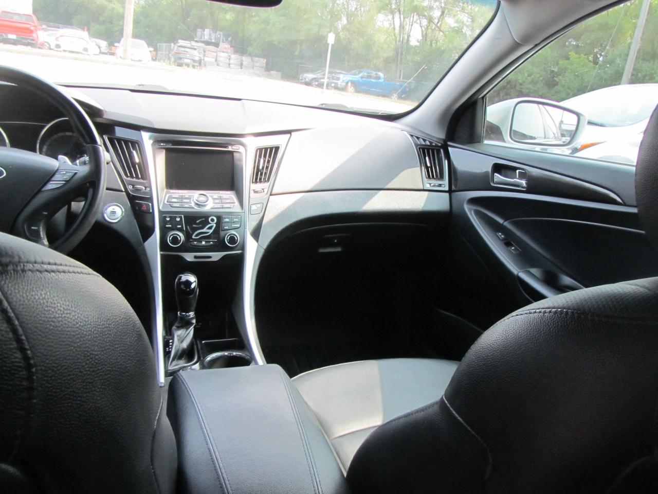 2013 Hyundai Sonata 4dr Sdn 2.0T Auto Limited w/Navi *Ltd Avail* Photo