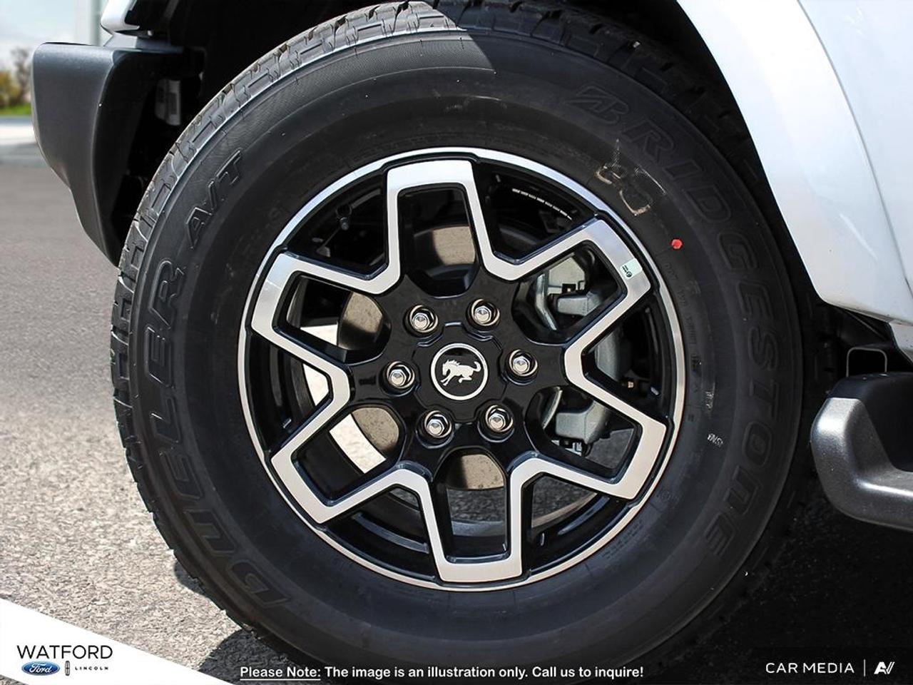2026 Ford Bronco Outer Banks Photo