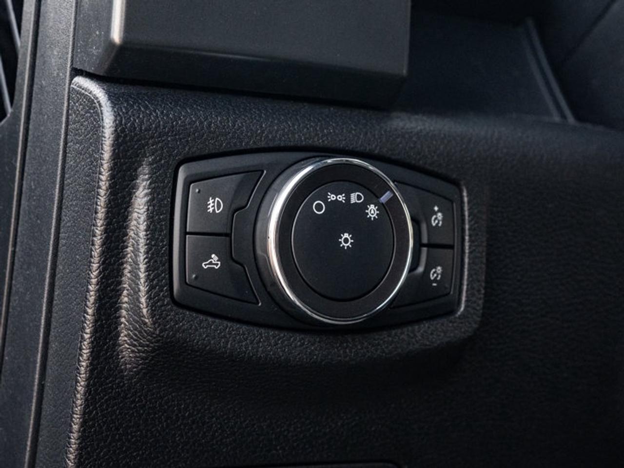 2018 Ford F-150  Photo