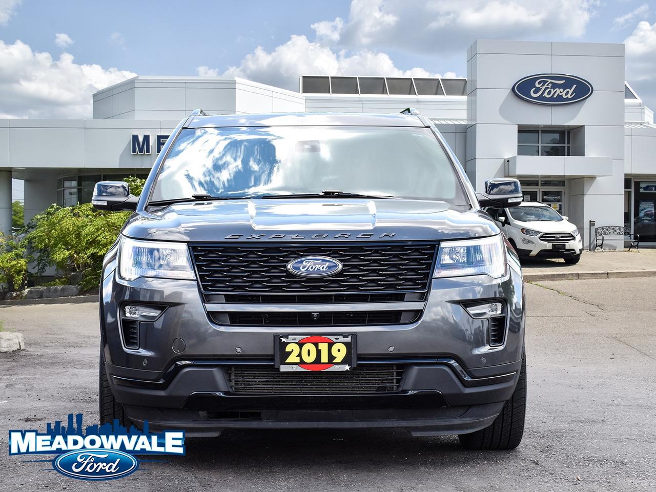 2019 Ford Explorer SPORT Photo4