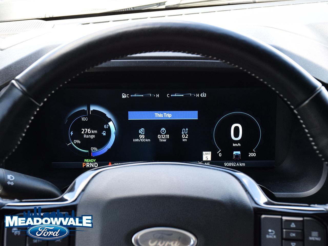 2023 Ford F-150 Lightning Platinum Photo