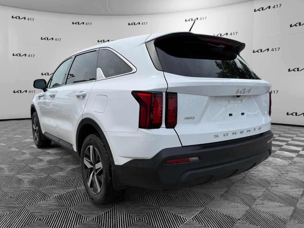 2022 Kia Sorento  Photo2