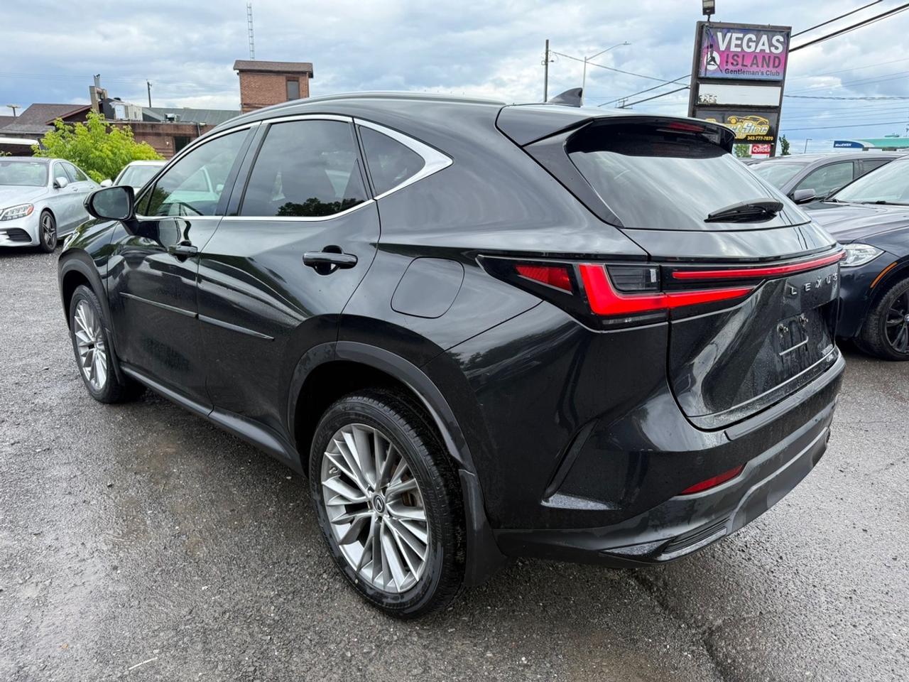 2023 Lexus NX 350h Luxury Luxury Photo3