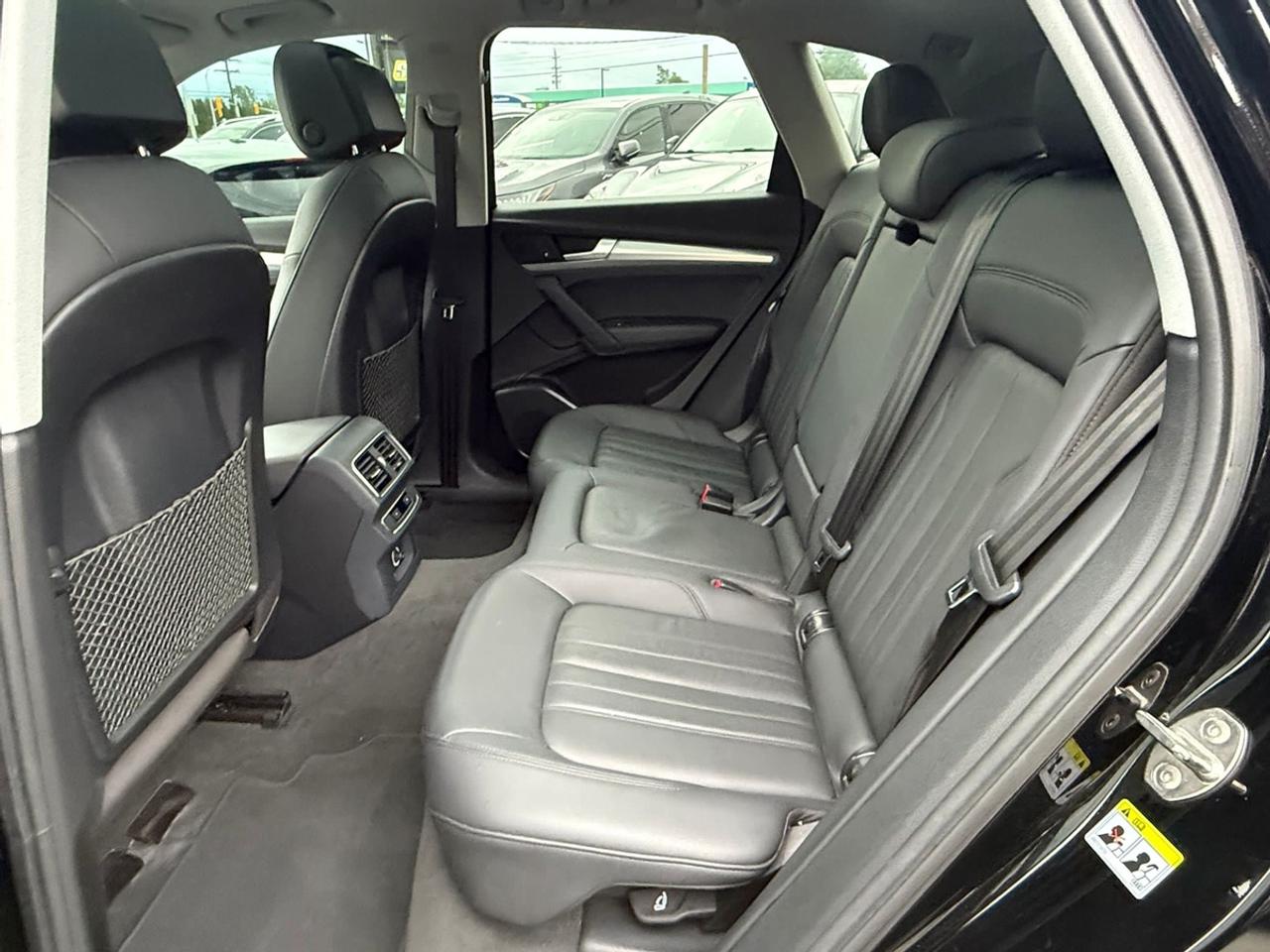 2019 Audi Q5 Premium Plus 45 Photo
