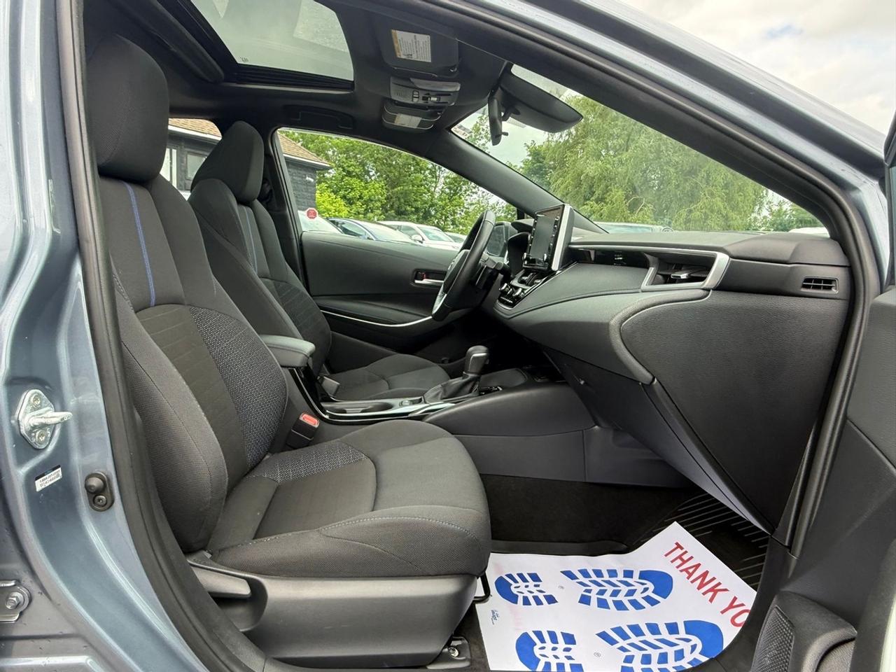 2021 Toyota Corolla SE Photo