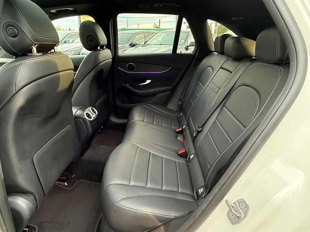 2020 Mercedes-Benz GLC 300 GLC 300 4MATIC Photo