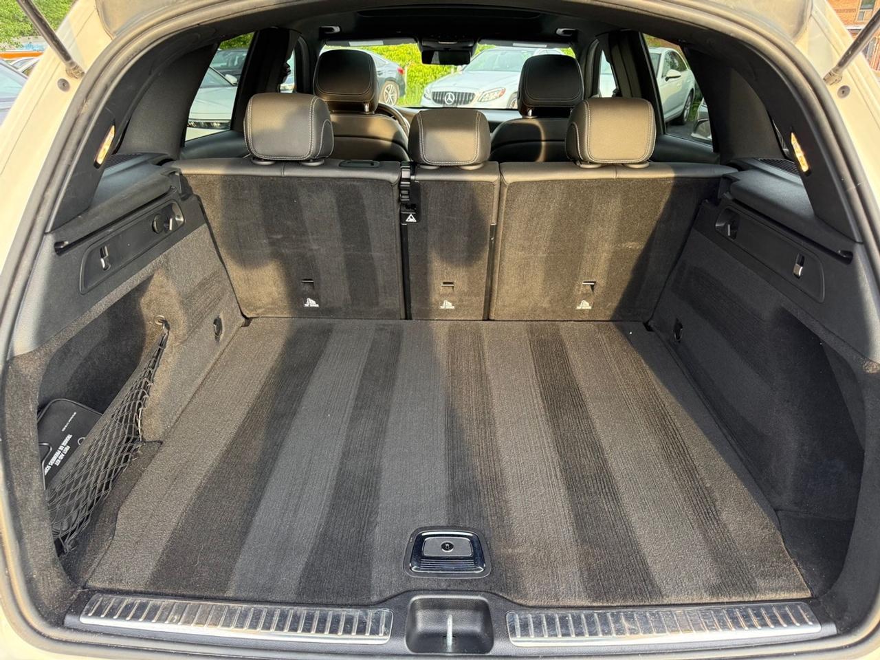 2020 Mercedes-Benz GLC 300 GLC 300 4MATIC Photo