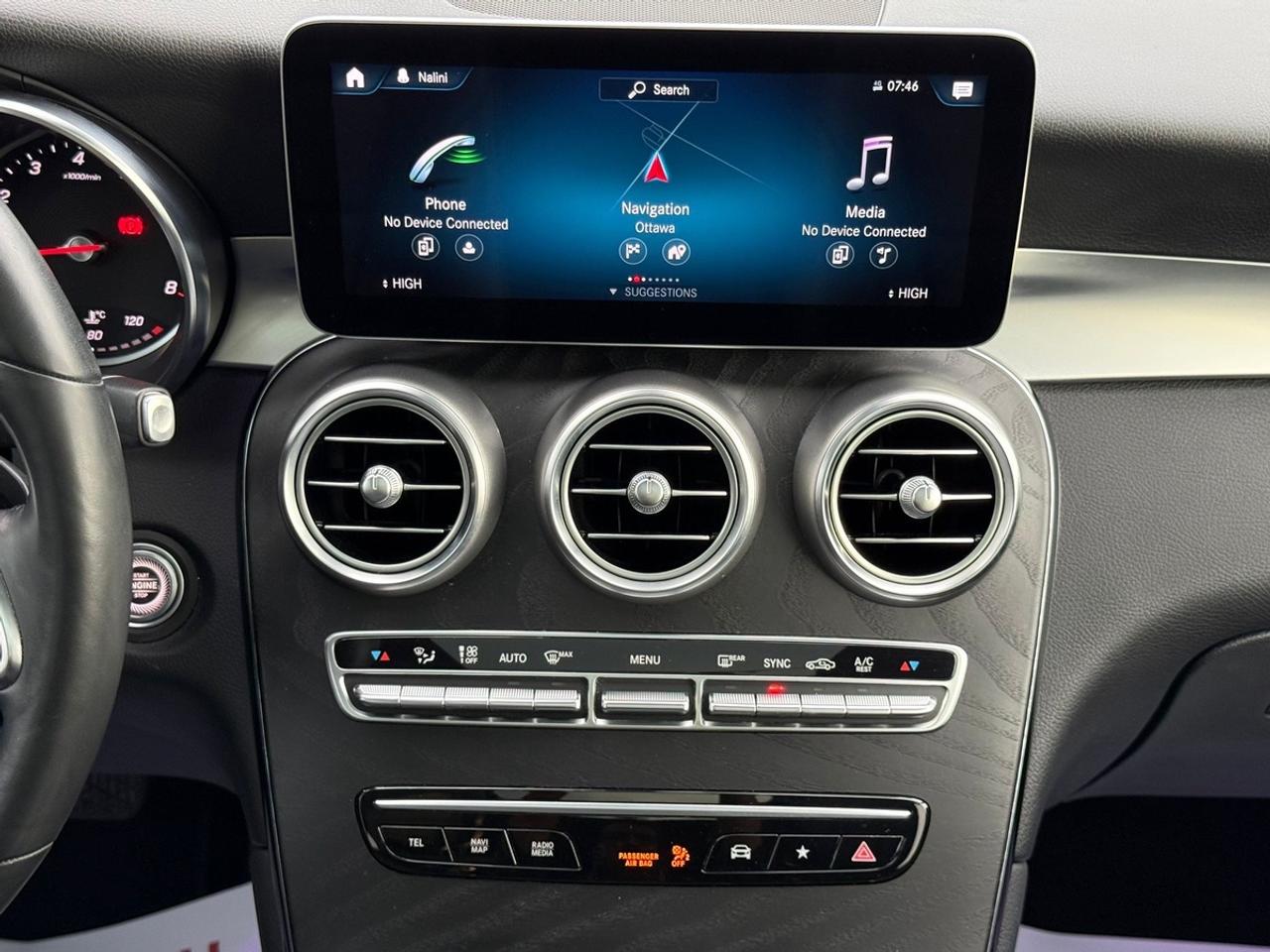 2020 Mercedes-Benz GLC 300 GLC 300 4MATIC Photo