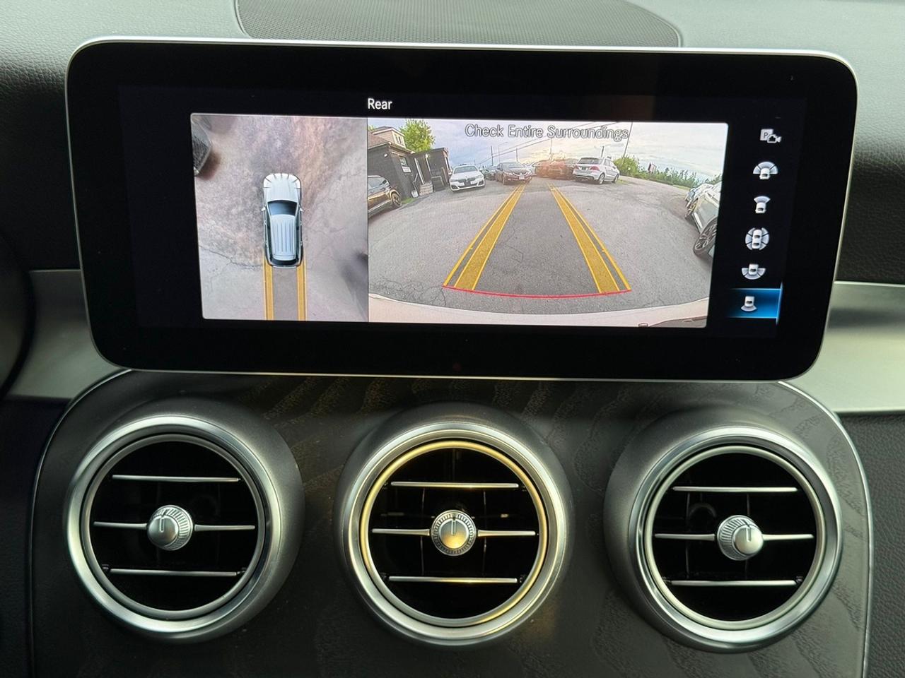 2020 Mercedes-Benz GLC 300 GLC 300 4MATIC Photo
