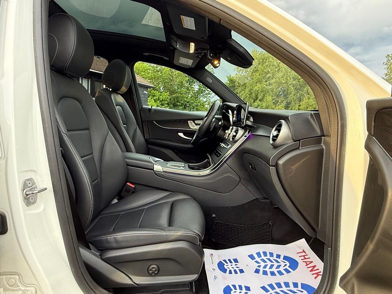2020 Mercedes-Benz GLC 300 GLC 300 4MATIC Photo