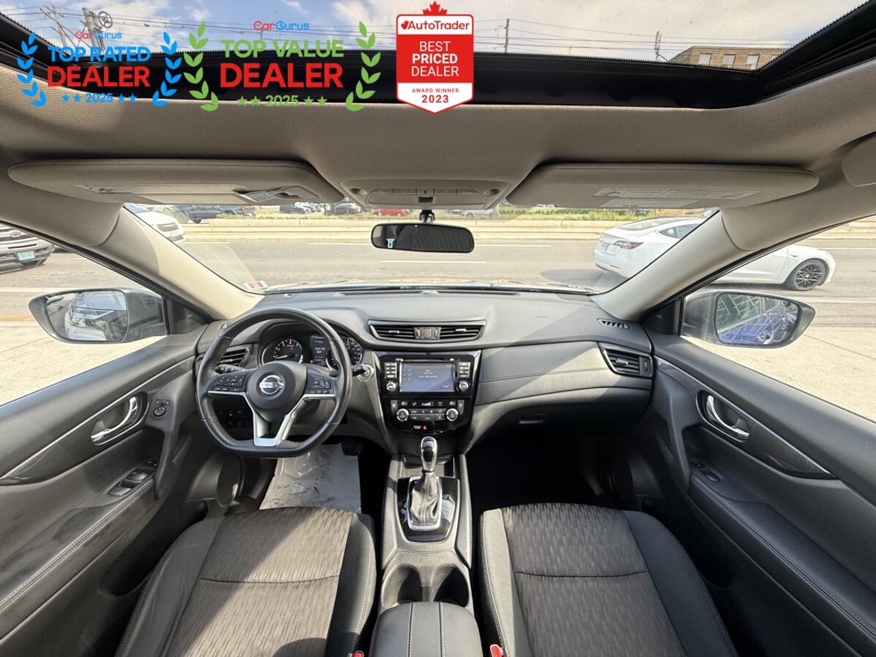 2017 Nissan Rogue SV PREMIUM PKG | 360 CAMERA | PANO | LOADED Photo