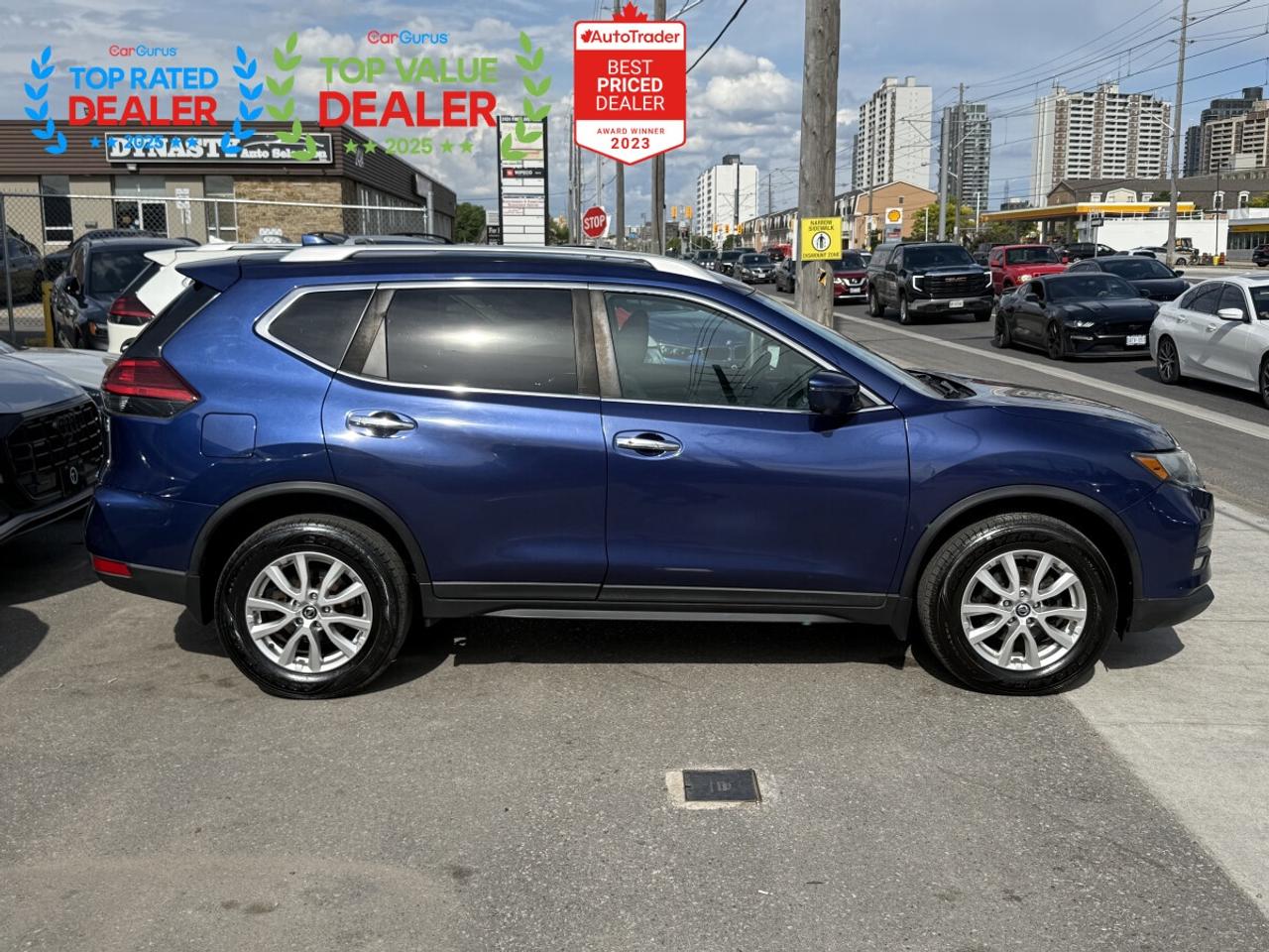 2017 Nissan Rogue SV PREMIUM PKG | 360 CAMERA | PANO | LOADED Photo