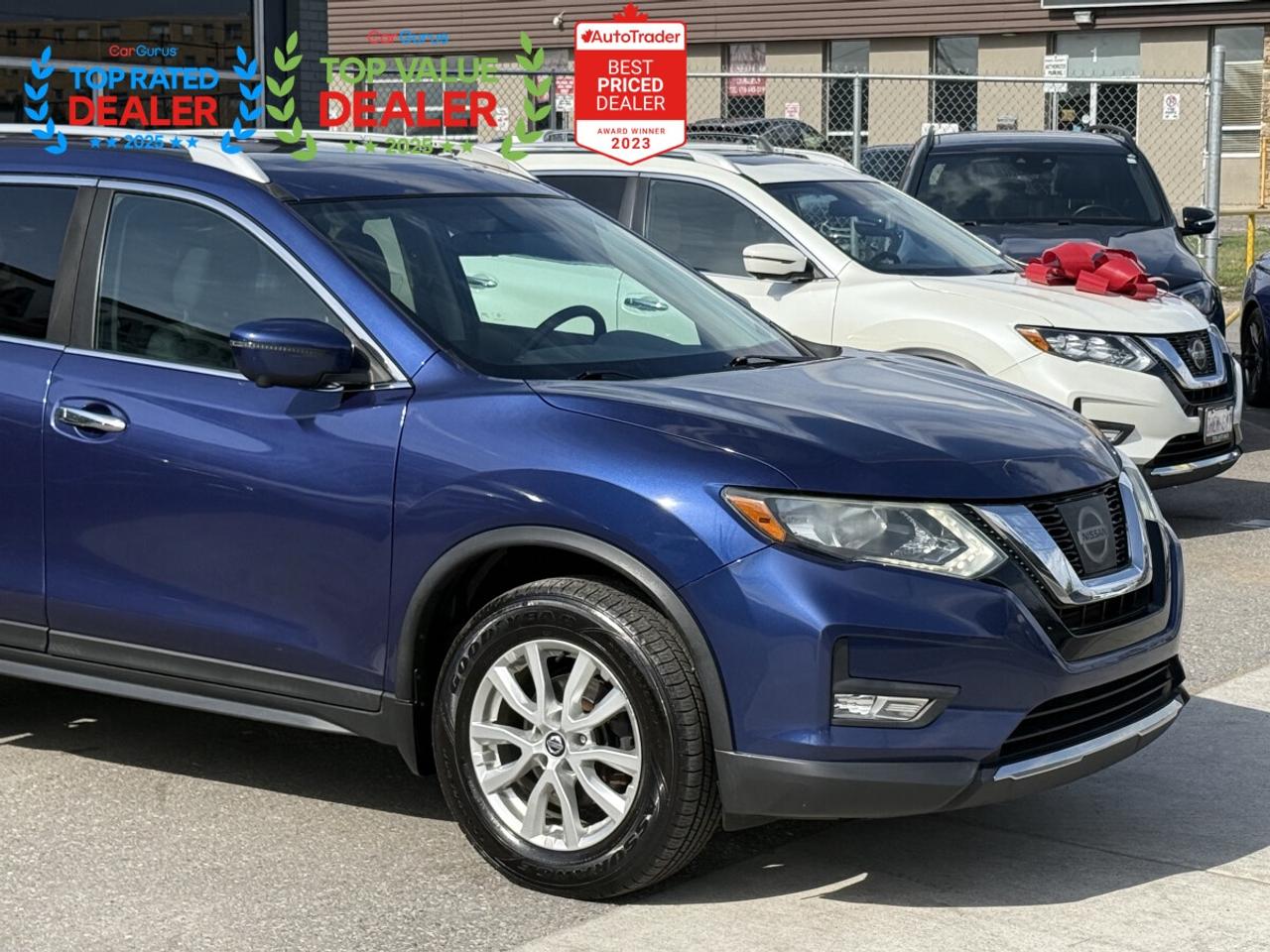 2017 Nissan Rogue SV PREMIUM PKG | 360 CAMERA | PANO | LOADED Photo