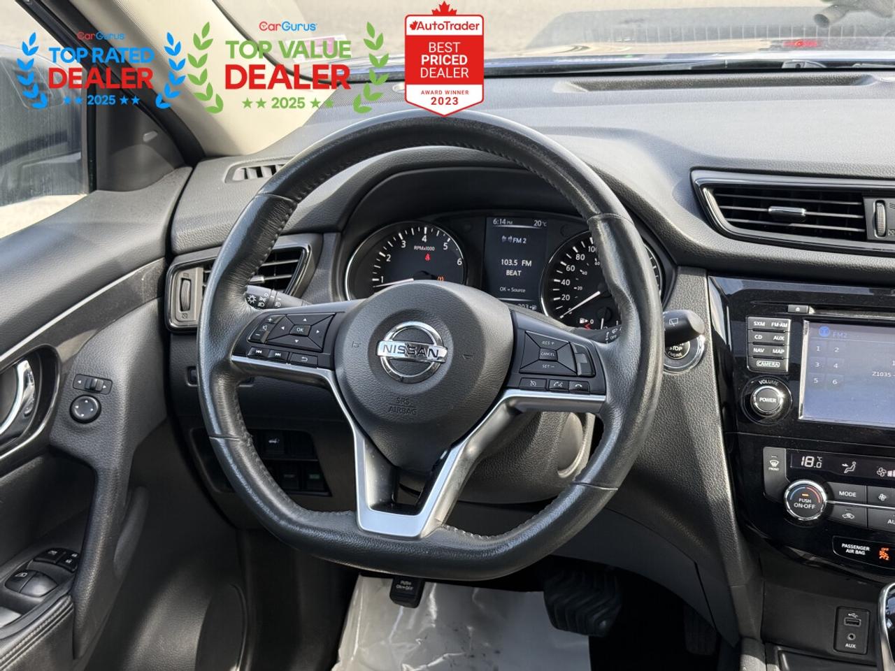 2017 Nissan Rogue SV PREMIUM PKG | 360 CAMERA | PANO | LOADED Photo