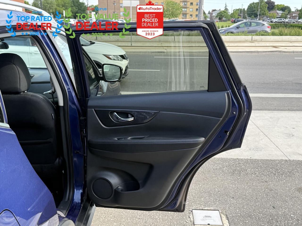 2017 Nissan Rogue SV PREMIUM PKG | 360 CAMERA | PANO | LOADED Photo
