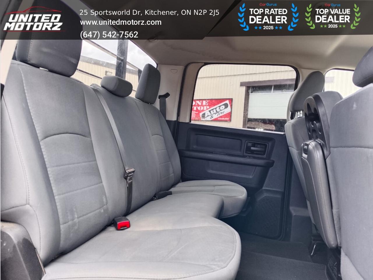 2015 RAM 1500 ST 4WD CREW CAB 140.5"5.7L HEMI V8 ~SAFETY CERTIFI Photo