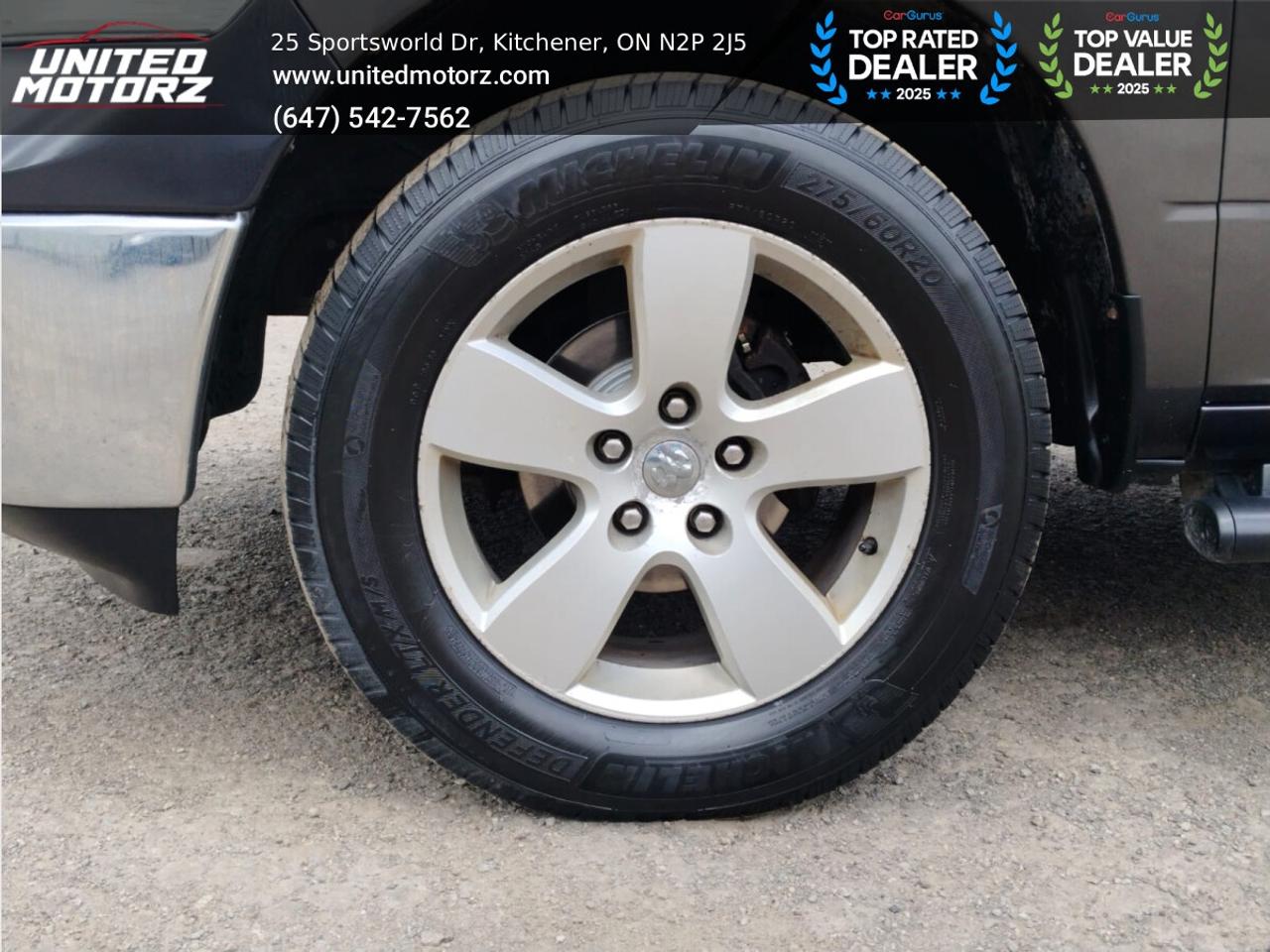 2015 RAM 1500 ST 4WD CREW CAB 140.5"5.7L HEMI V8 ~SAFETY CERTIFI Photo