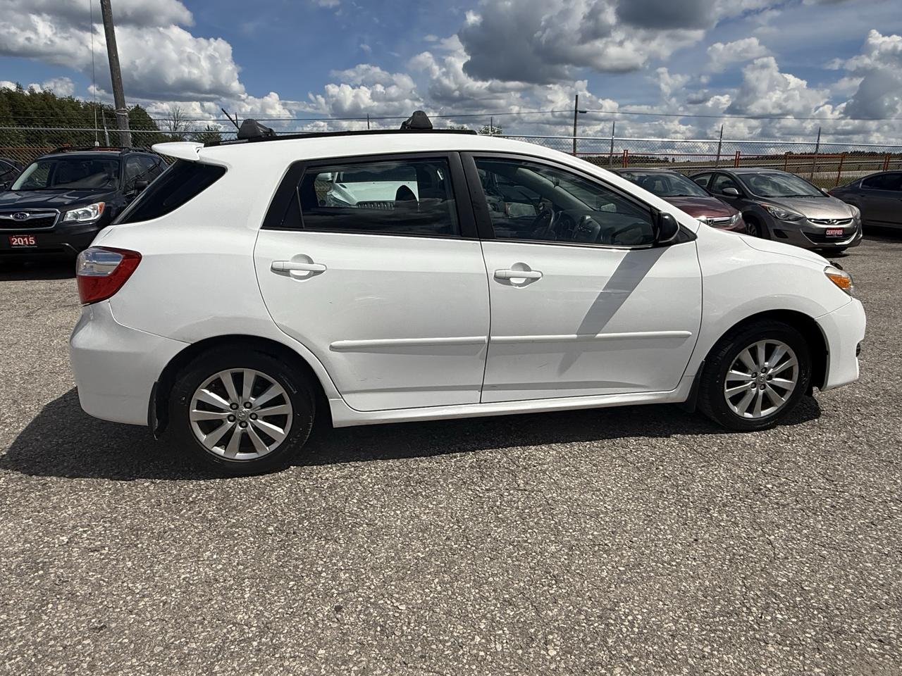 2010 Toyota Matrix S Photo