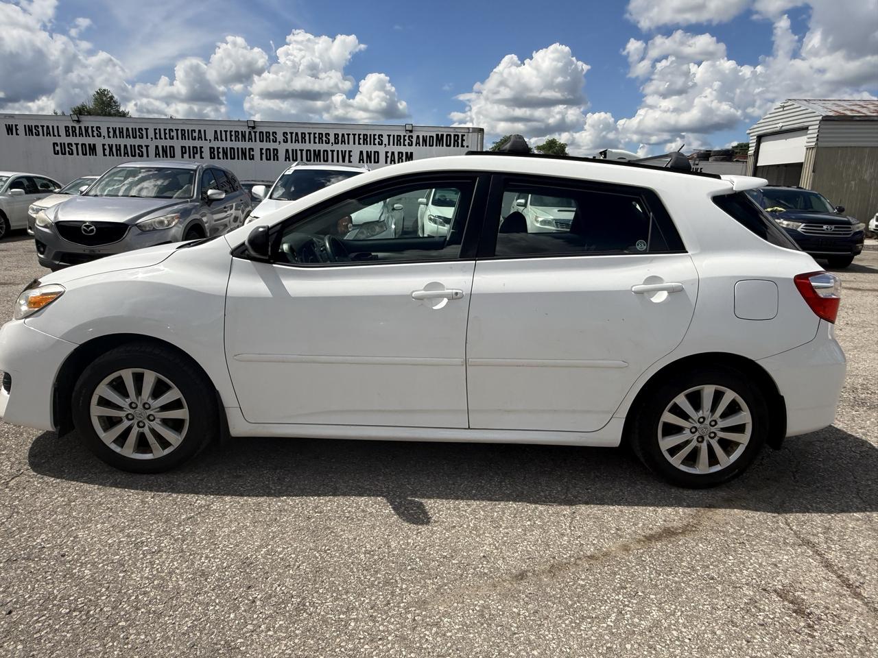 2010 Toyota Matrix S Photo