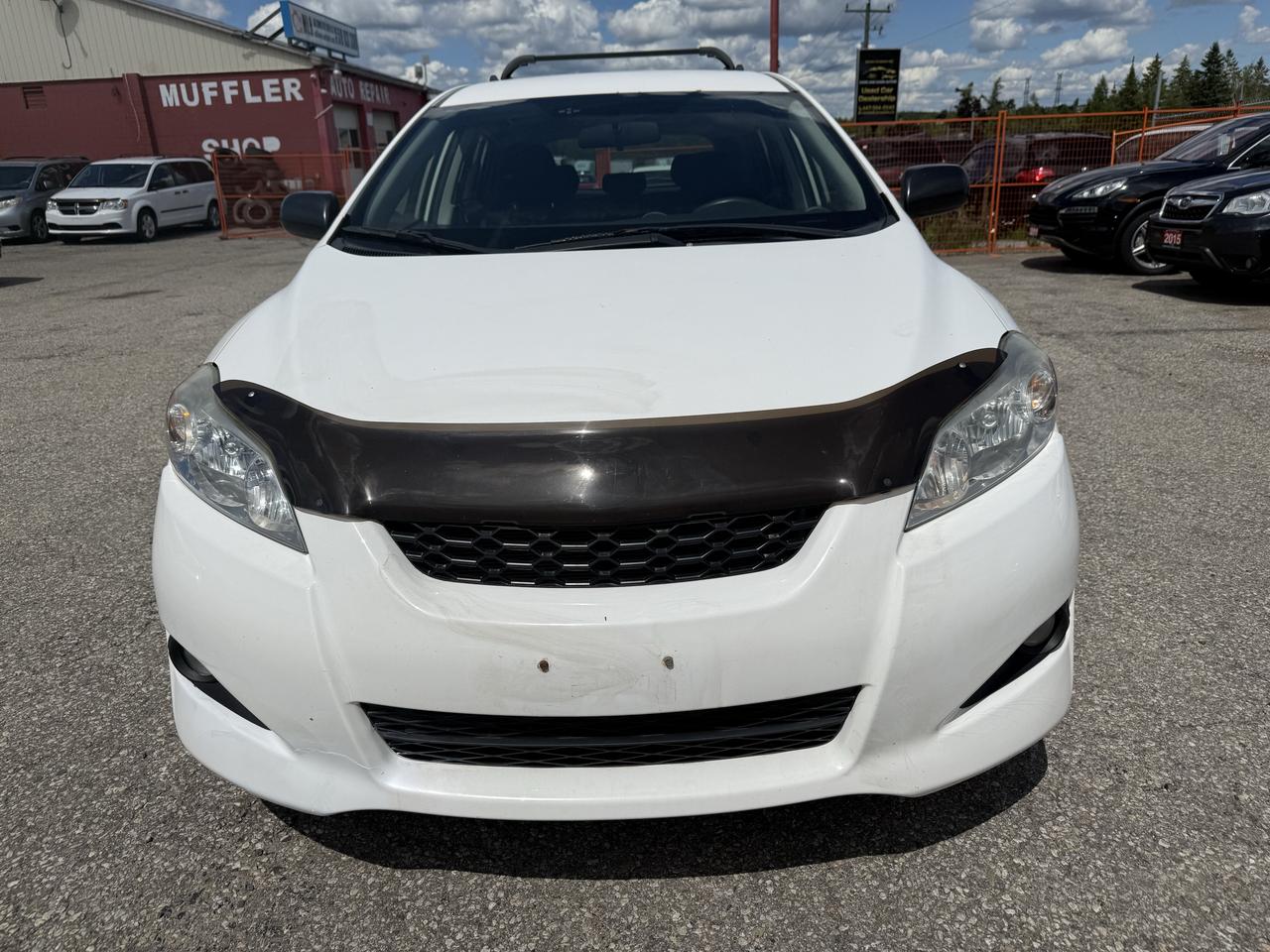 2010 Toyota Matrix S Photo1
