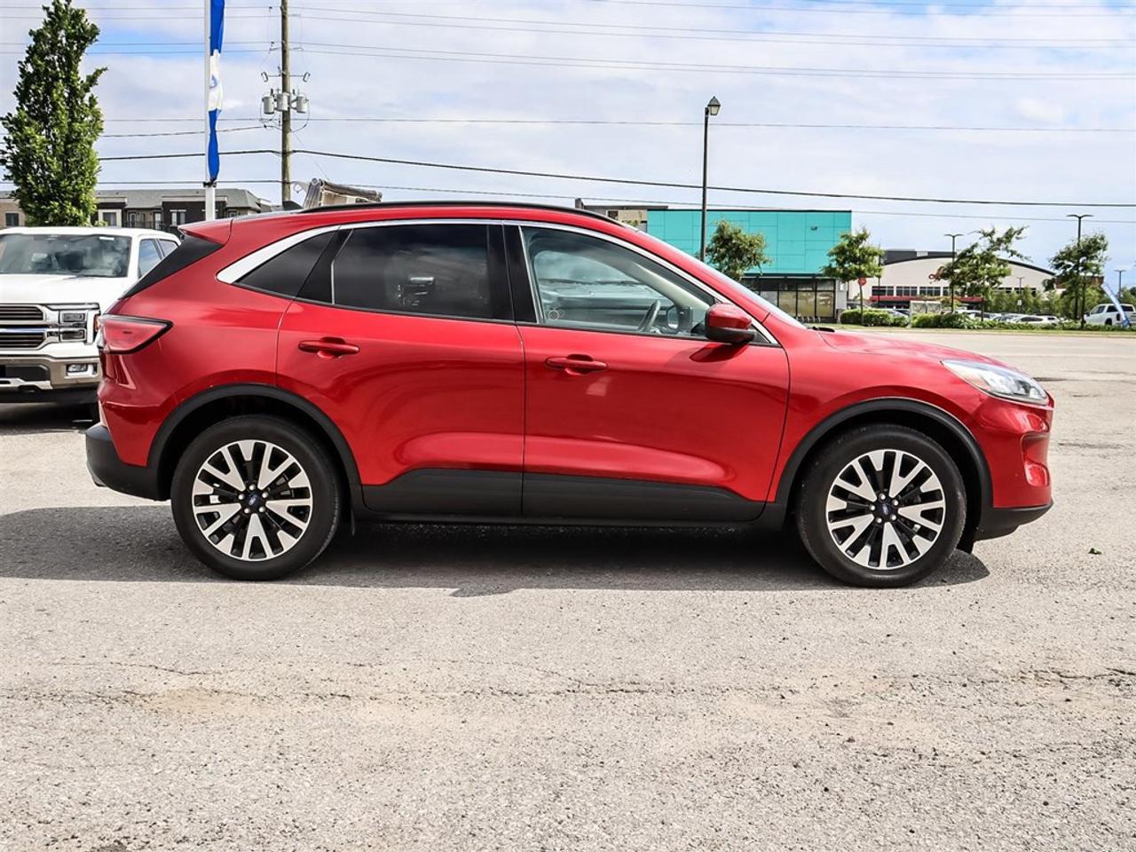 2020 Ford Escape SEL AWD Photo