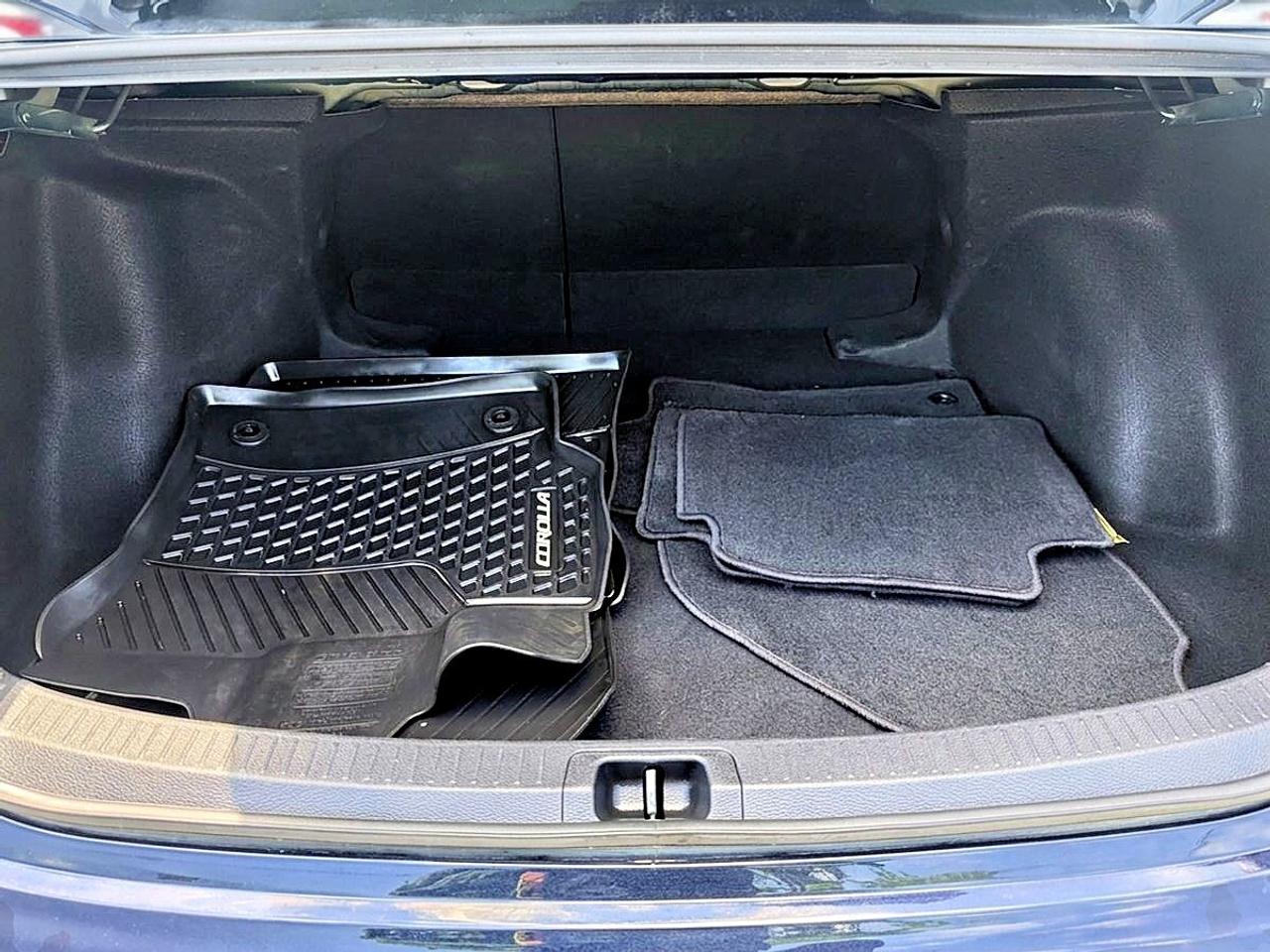 2022 Toyota Corolla SE CVT Photo