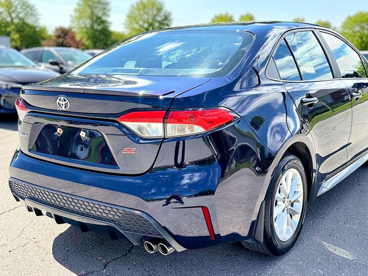 2022 Toyota Corolla SE CVT Photo