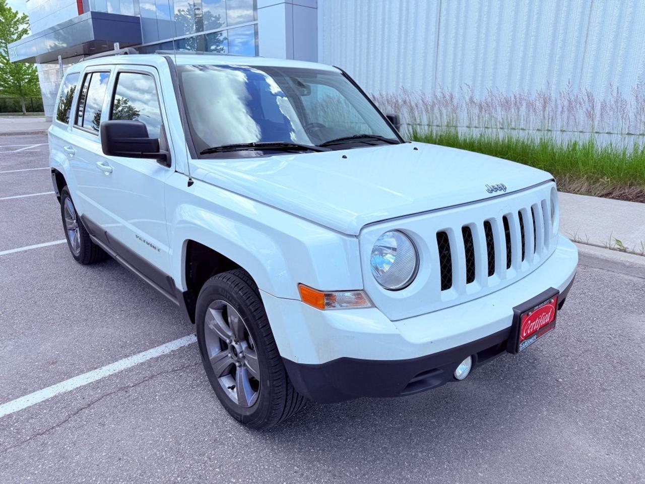 2015 Jeep Patriot Sport 4dr 4x4 CVT Photo2