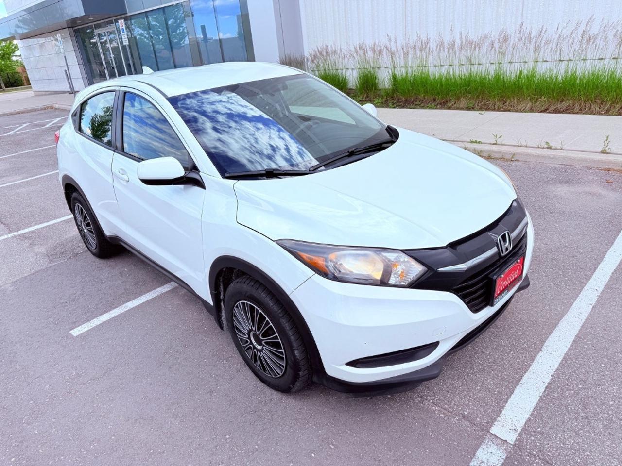 2017 Honda HR-V LX 4dr All-Wheel Drive CVT Photo