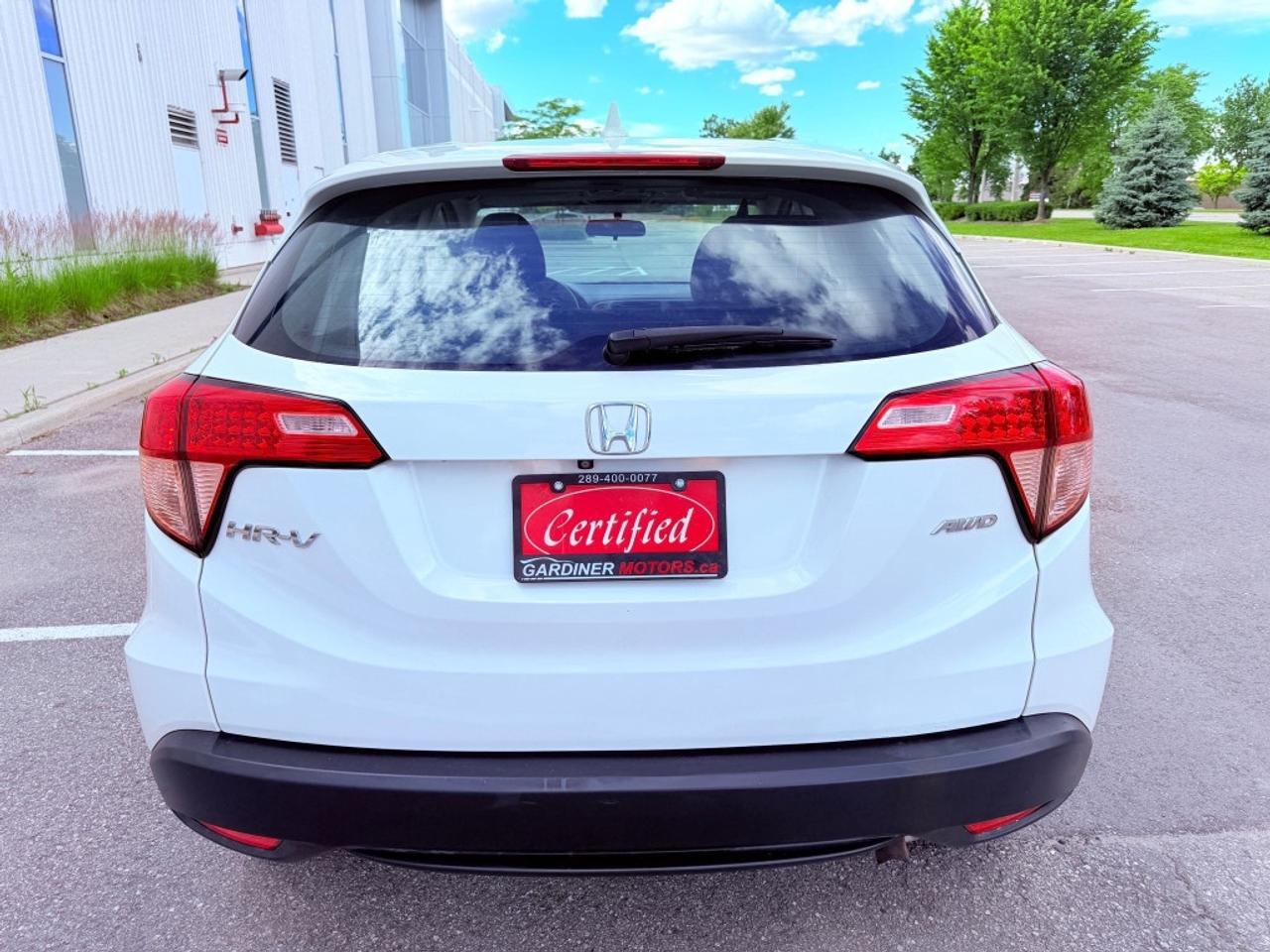 2017 Honda HR-V LX 4dr All-Wheel Drive CVT Photo