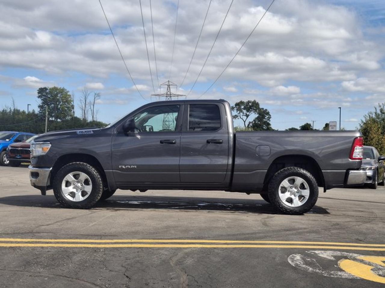 2021 RAM 1500 SXT 4X4 | 5.7L Hemi | 3.92 Ratio | Trailer Brake Controller | CarPlay + Android | and More ! Photo