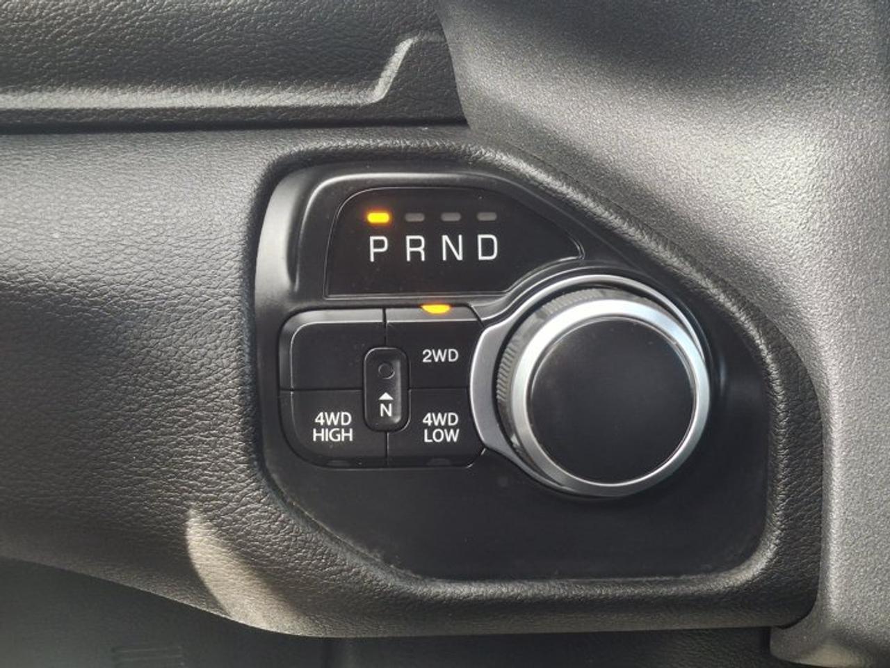 2021 RAM 1500 SXT 4X4 | 5.7L Hemi | 3.92 Ratio | Trailer Brake Controller | CarPlay + Android | and More ! Photo