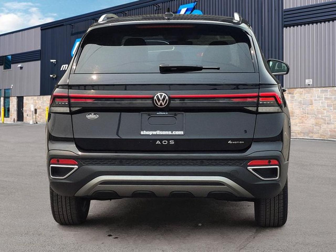 2026 Volkswagen Taos Comfortline | Leatherette | Adaptive Cruise | Power Seat | Heated Wheel + Seats | and More ! Photo3