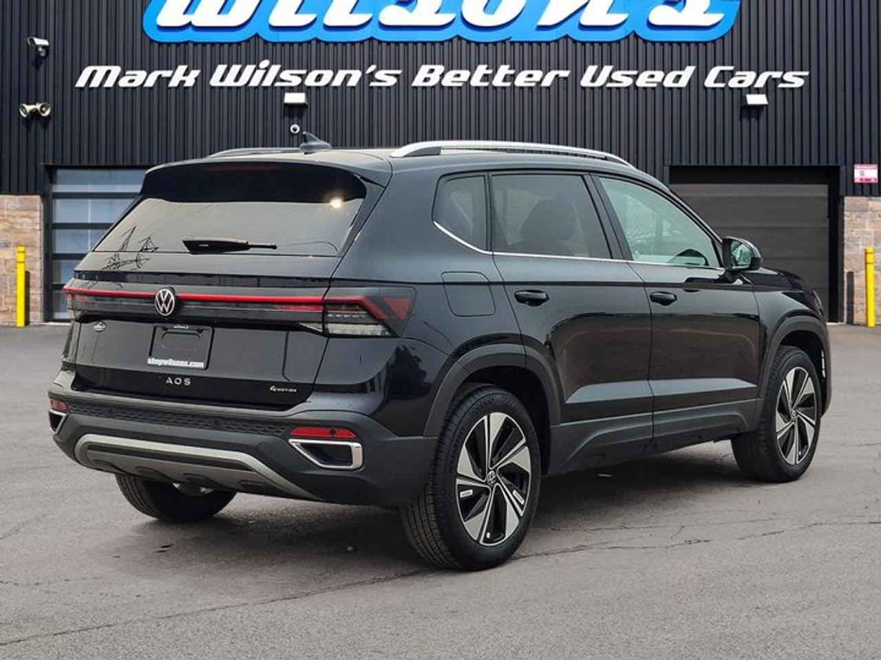 2026 Volkswagen Taos Comfortline | Leatherette | Adaptive Cruise | Power Seat | Heated Wheel + Seats | and More ! Photo