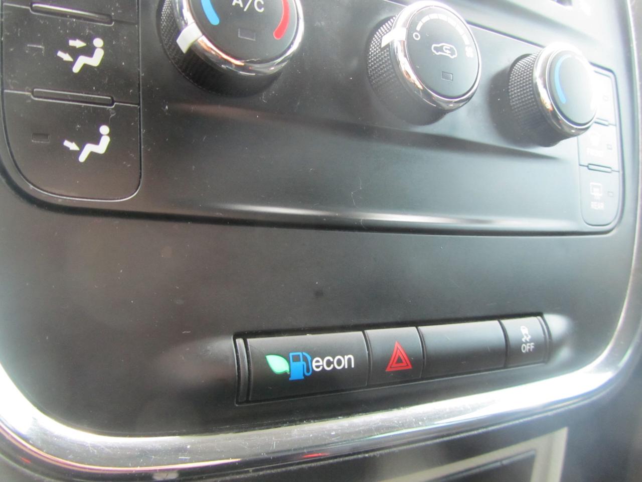 2016 Dodge Grand Caravan 4dr Wgn Canada Value Package Photo
