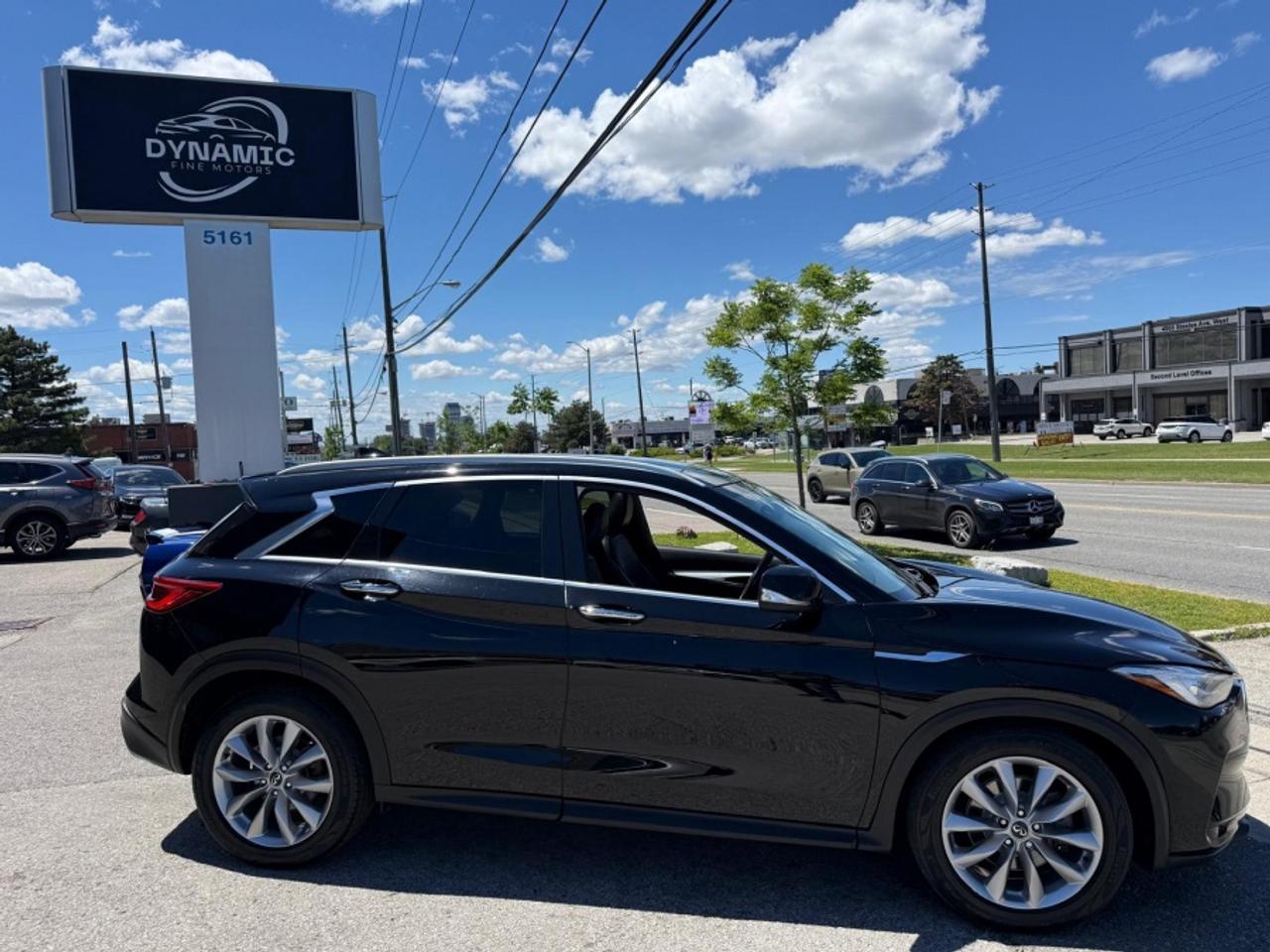 2019 Infiniti QX50 AWD/ SUNROOF/ NAVI/ LEATHER/ CLEAN CARFAX Photo