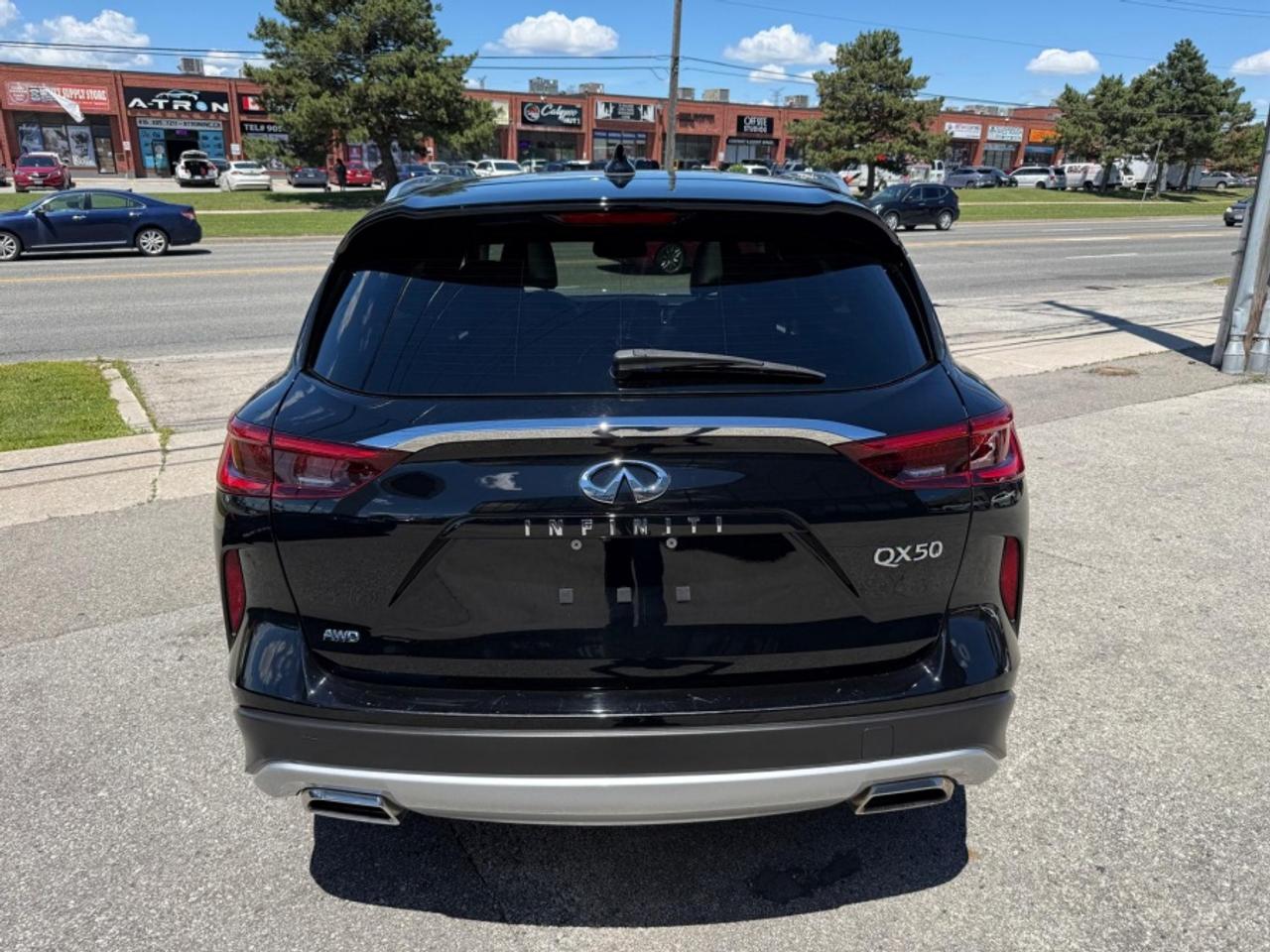 2019 Infiniti QX50 AWD/ SUNROOF/ NAVI/ LEATHER/ CLEAN CARFAX Photo
