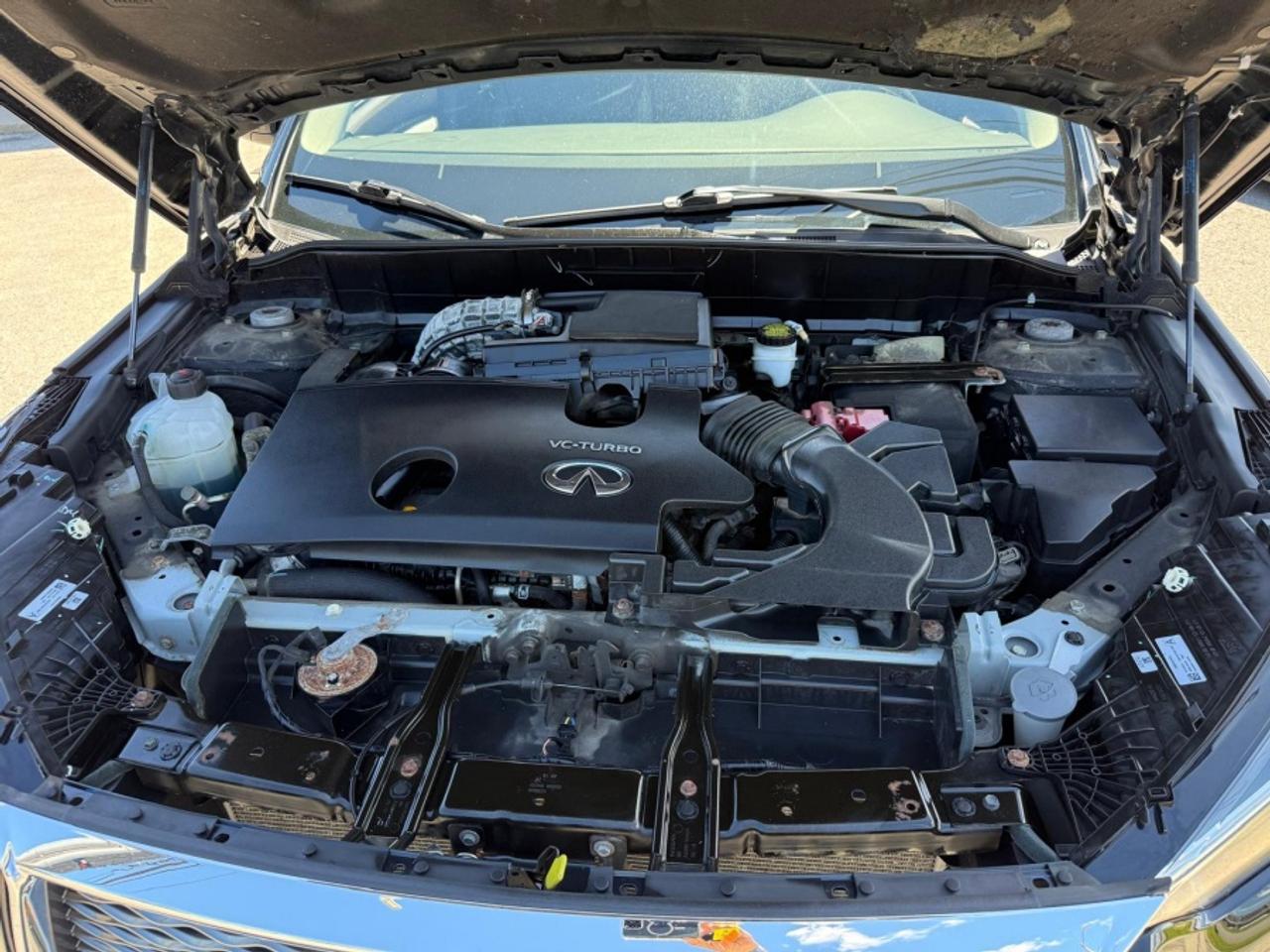 2019 Infiniti QX50 AWD/ SUNROOF/ NAVI/ LEATHER/ CLEAN CARFAX Photo