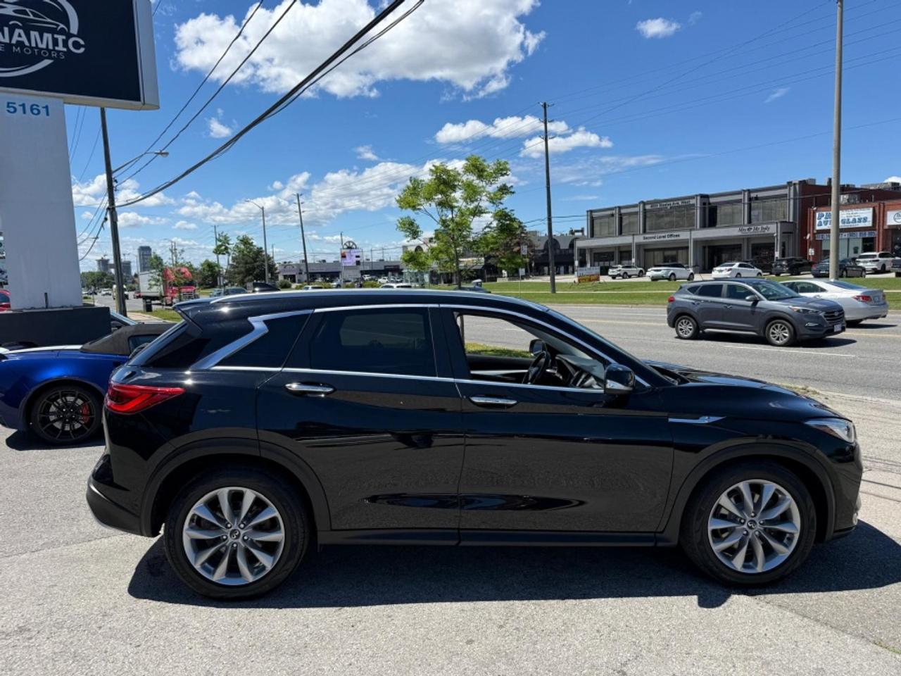 2019 Infiniti QX50 AWD/ SUNROOF/ NAVI/ LEATHER/ CLEAN CARFAX - Photo #4
