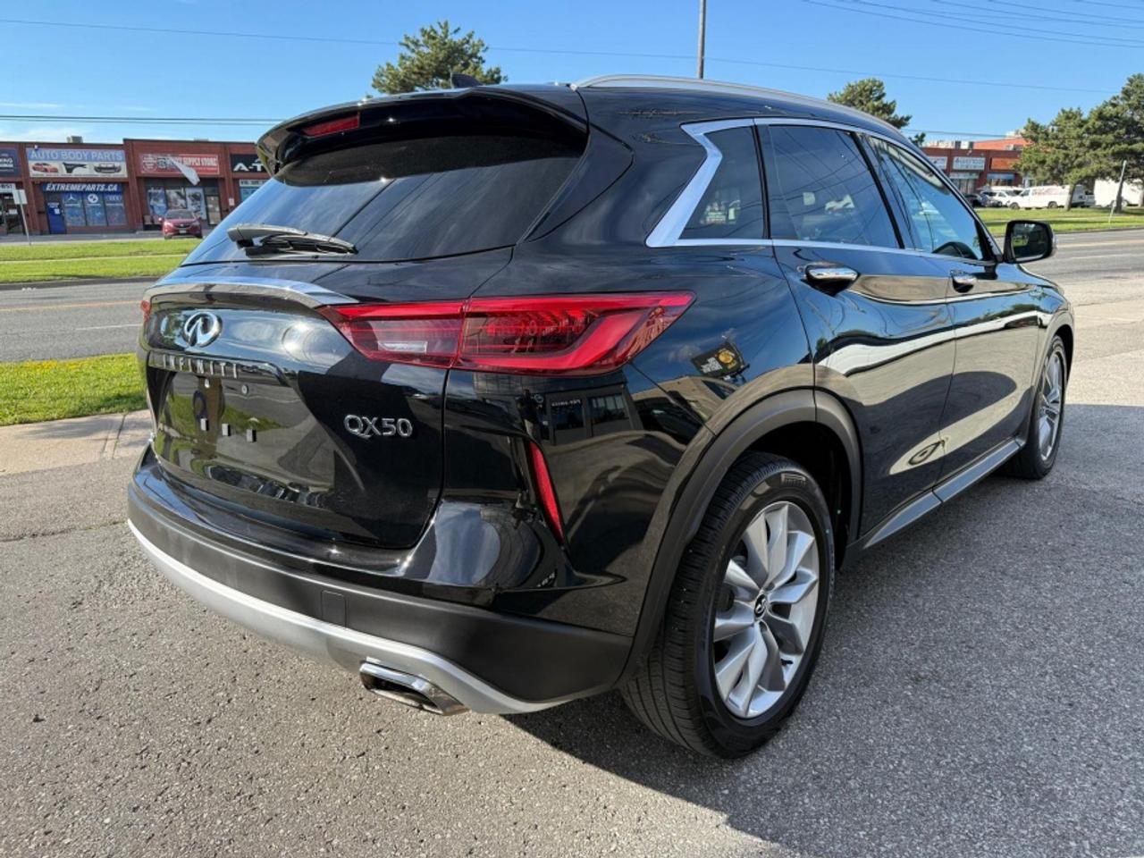 2019 Infiniti QX50 AWD/ SUNROOF/ NAVI/ LEATHER/ CLEAN CARFAX - Photo #5