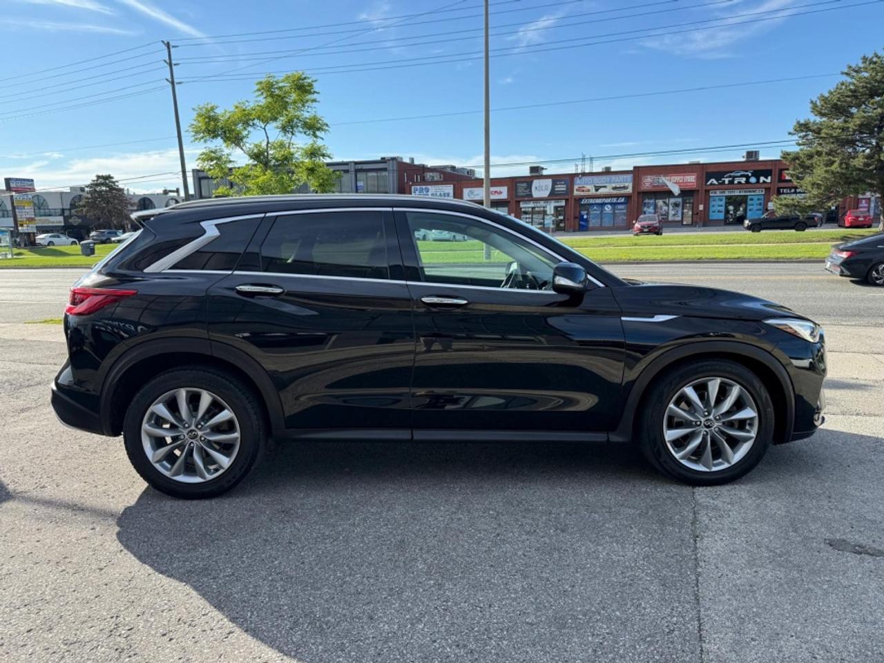 2019 Infiniti QX50 AWD/ SUNROOF/ NAVI/ LEATHER/ CLEAN CARFAX Photo